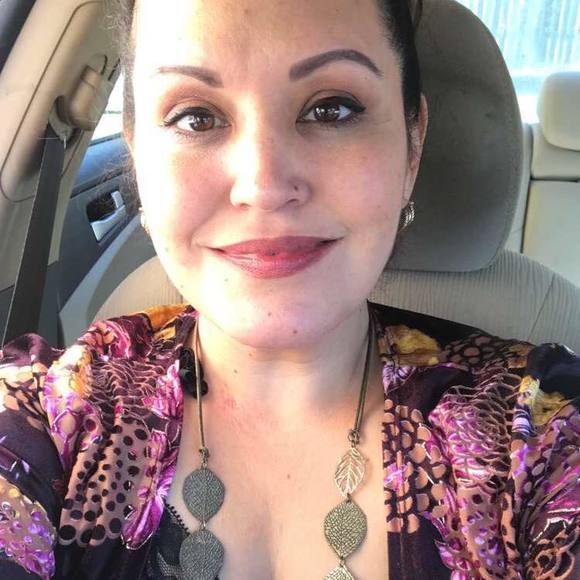 Meet the Posher Other - Meet your Posher, Melissa